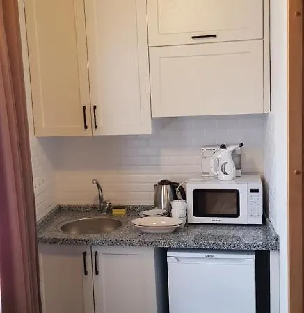 מלון דירות Chakra אורלה