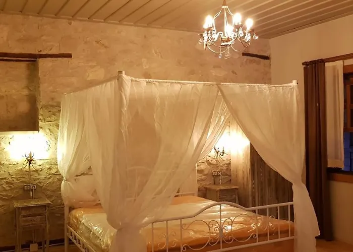 Chakra Aparthotel 3*