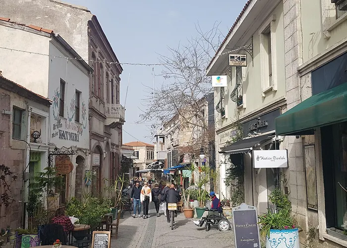 Chakra Aparthotel 3*